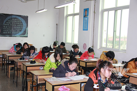 西安海棠学院2013年12月全国英语应用能力A、B级考试圆满结束